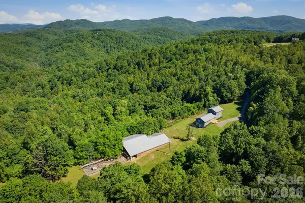 822 Windy Mountain RD, Deep Gap, NC 28618