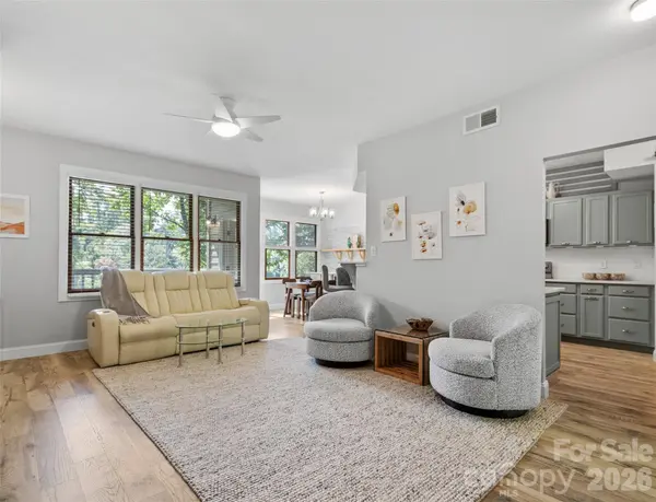 220 Stoney Falls LOOP #1 B2, Burnsville, NC 28714