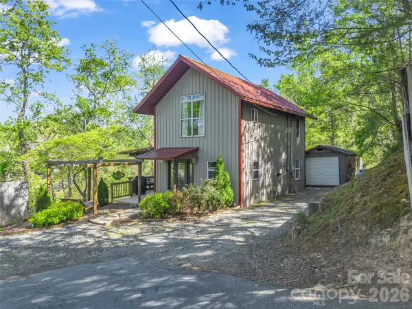 3 Ravine EXT, Woodfin, NC 28804