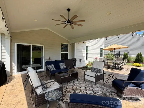 5339 Pembrey DR, Denver, NC 28037