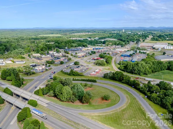 2585 Northside DR, Statesville, NC 28625