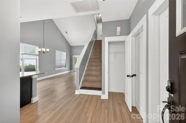 3841 Willow Green PL, Charlotte, NC 28206