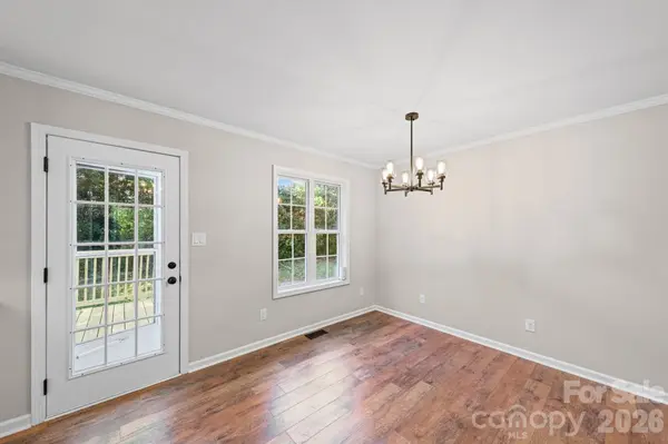 2327 Sunset DR, Gastonia, NC 28054