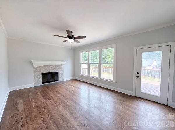 2496 Lake Shore RD S, Denver, NC 28037