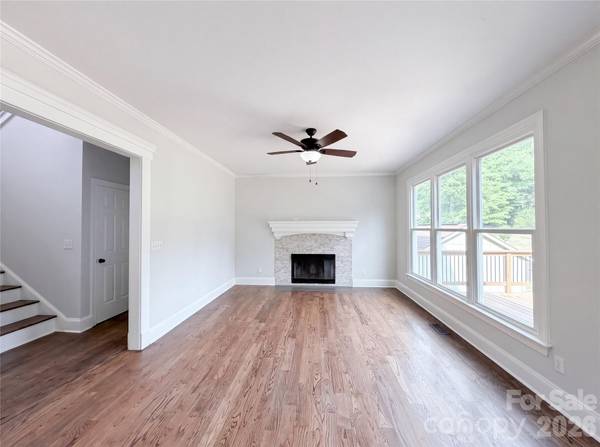 2496 Lake Shore RD S, Denver, NC 28037
