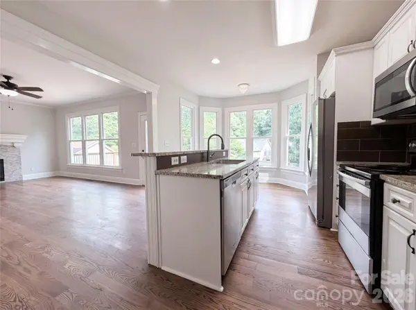 2496 Lake Shore RD S, Denver, NC 28037