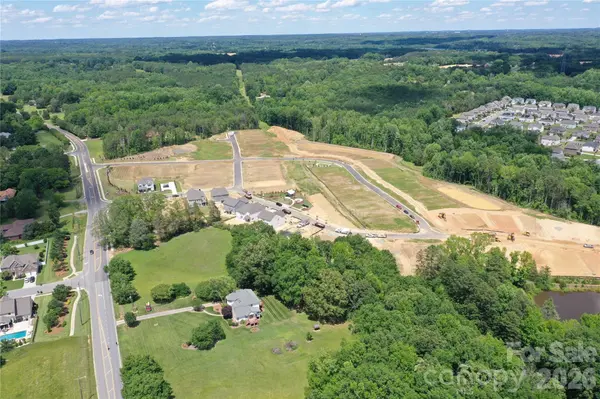 2745 Pinecliff DR, Kannapolis, NC 28027