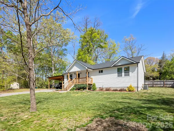 14 Avena ST, Black Mountain, NC 28711