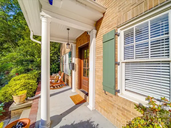 907 Edgewood CIR, Gastonia, NC 28052