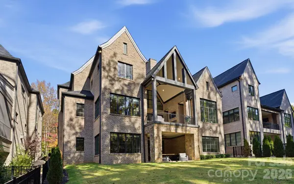 6010 Old Providence LN, Charlotte, NC 28226