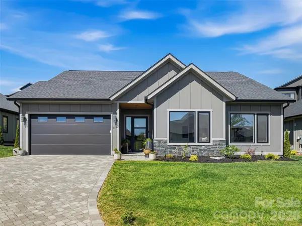 317 Avery Trail DR, Arden, NC 28704