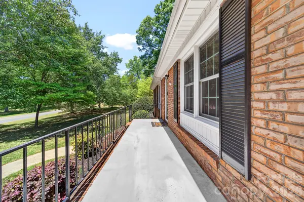 204 Harrelson RD, Cherryville, NC 28021