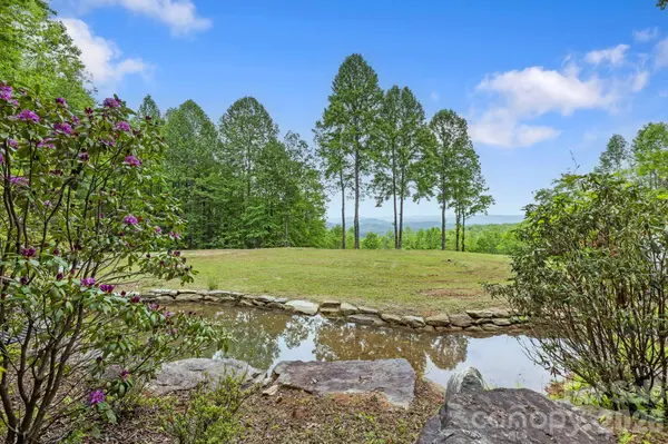 1325 Golden RD, Lake Toxaway, NC 28747
