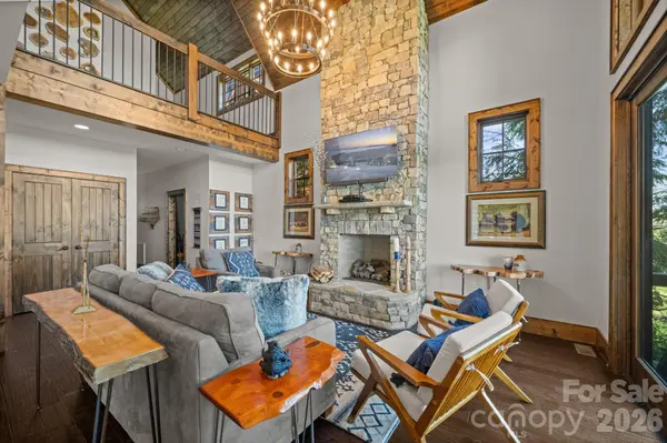 23 Eagle Park CIR, Banner Elk, NC 28604