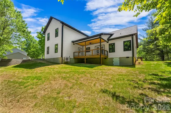 438 Plantation DR, Marion, NC 28752