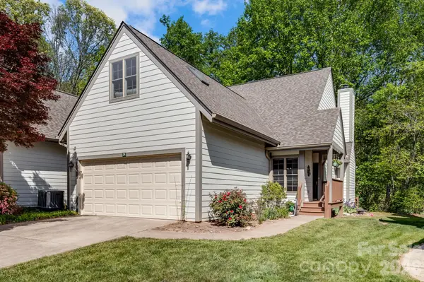 29 Little Cedar CT, Asheville, NC 28805