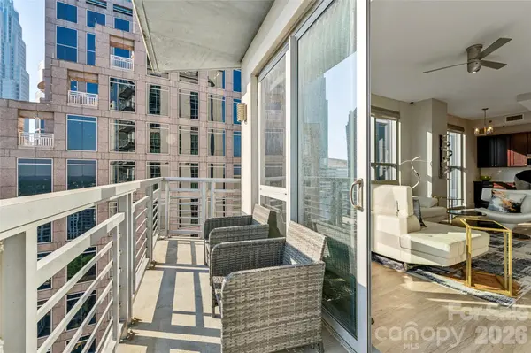 333 W Trade ST #2200, Charlotte, NC 28202