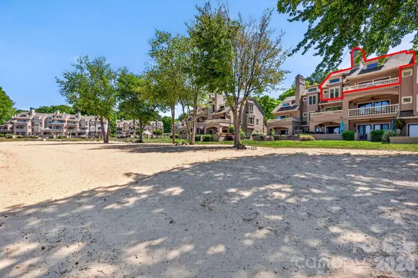 605 Portside DR, Davidson, NC 28036