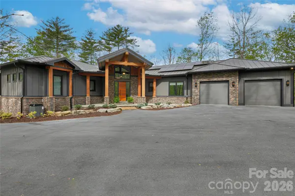 726 Ugugu DR, Brevard, NC 28712