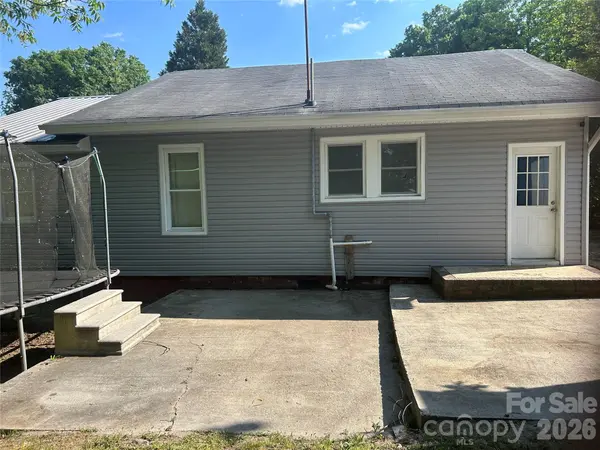1320 Lowder ST, Albemarle, NC 28001