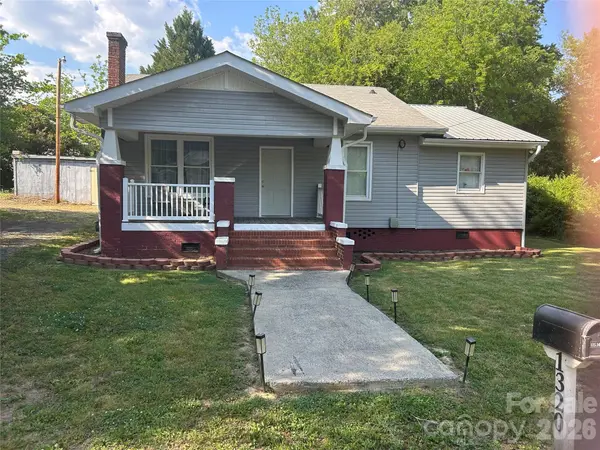 1320 Lowder ST, Albemarle, NC 28001