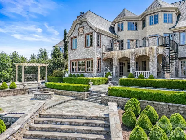 331 Ivy Arbor CIR, Rock Hill, SC 29732