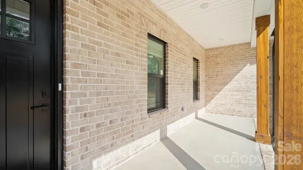 511 North Flint ST, Lincolnton, NC 28092