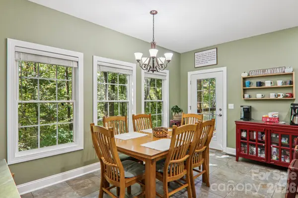 6 Wagon TRCE, Flat Rock, NC 28731