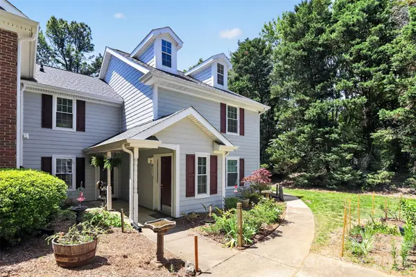 9234 Kings Canyon DR, Charlotte, NC 28210