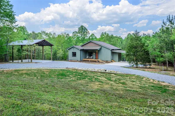 107 N Dakota DR, Rutherfordton, NC 28139