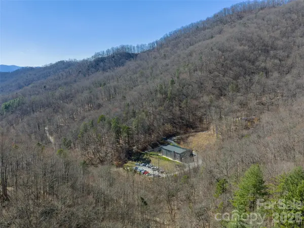 95 Upstream Campus TRL, Sylva, NC 28779