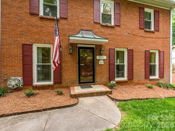 9607 Riddick PL, Matthews, NC 28105