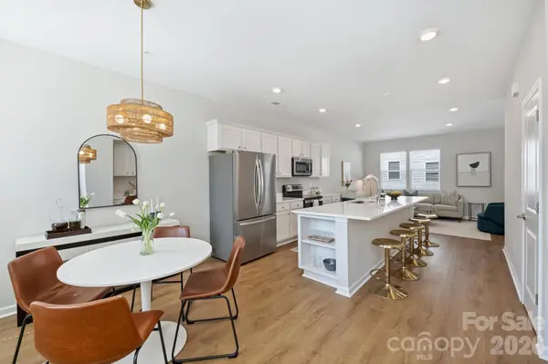 2405 Via del Conte ALY, Charlotte, NC 28205