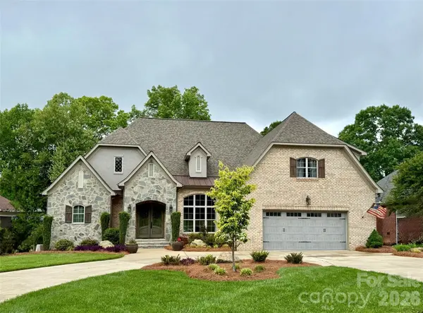 4025 Foxes TRL, Cramerton, NC 28032