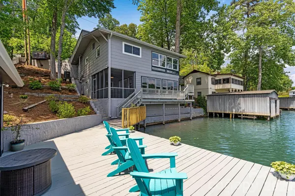 462 Charlotte DR, Lake Lure, NC 28746