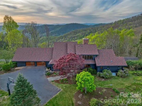 100 Big Spring DR, Asheville, NC 28804