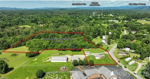820 Suncrest Orchard RD, North Wilkesboro, NC 28659