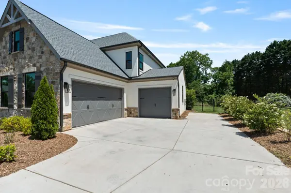 14109 Pinoli Pine CIR, Huntersville, NC 28078