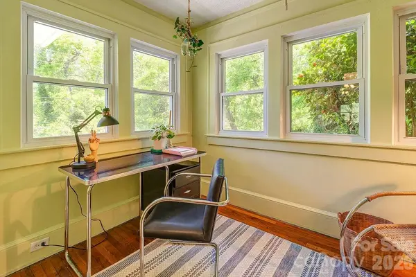 233/231 Fairfax AVE #A/B, Asheville, NC 28806