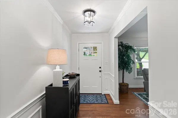 3741 Riverbend RD, Charlotte, NC 28210