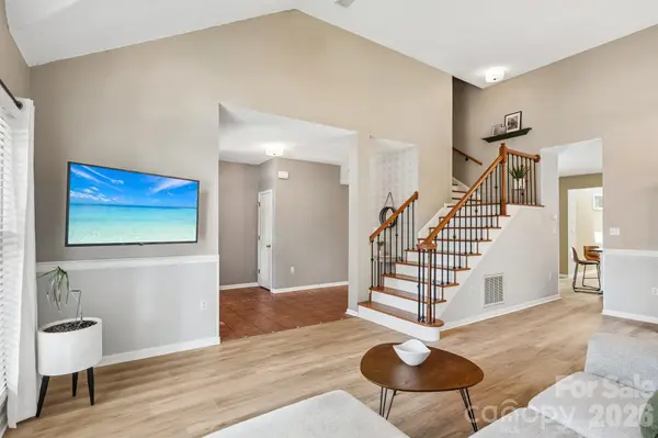 186 Southhaven DR, Mooresville, NC 28117