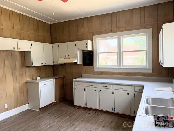 128 N Long ST, Salisbury, NC 28144
