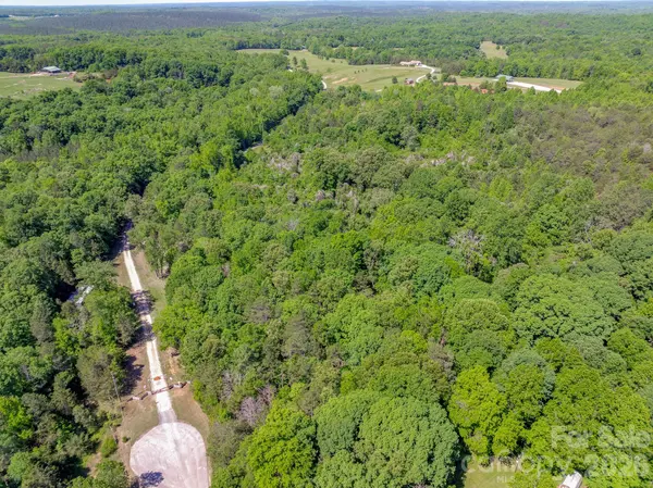 8088 Kays DR, York, SC 29745