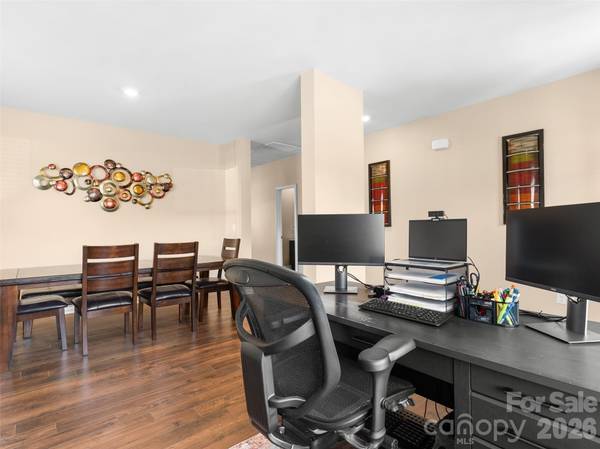 141 Wheatfield RD, Fletcher, NC 28732