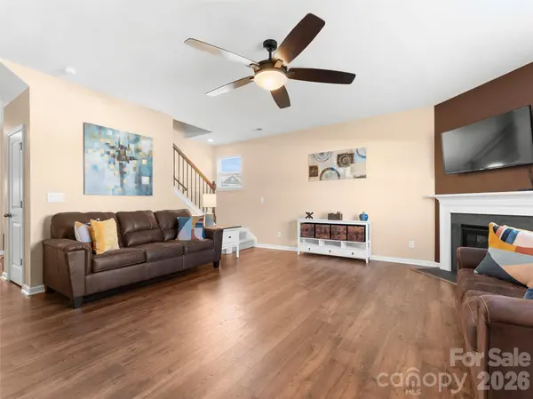 141 Wheatfield RD, Fletcher, NC 28732
