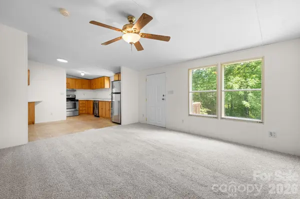 3536 Nelson LN, Morganton, NC 28655