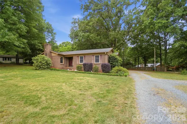 1621 Love RD, Monroe, NC 28110