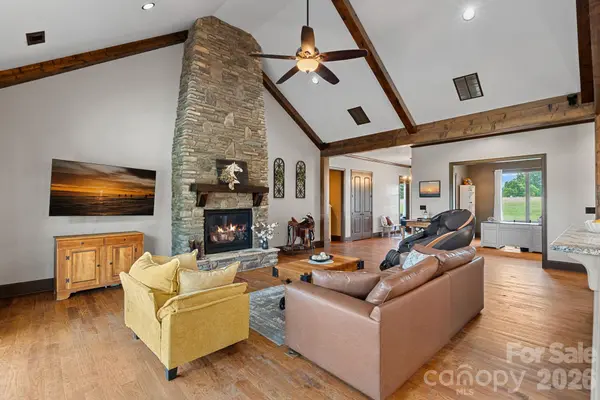 2151 Brown Chapel RD, Catawba, NC 28609