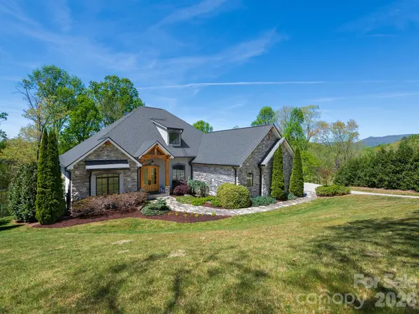 28 Falling Star CT, Fletcher, NC 28732