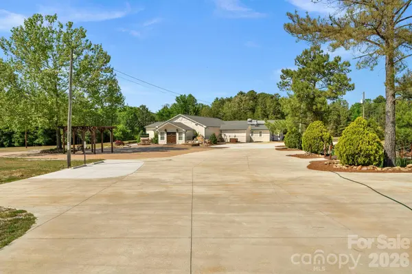 6815 Shiloh Unity RD, Lancaster, SC 29720